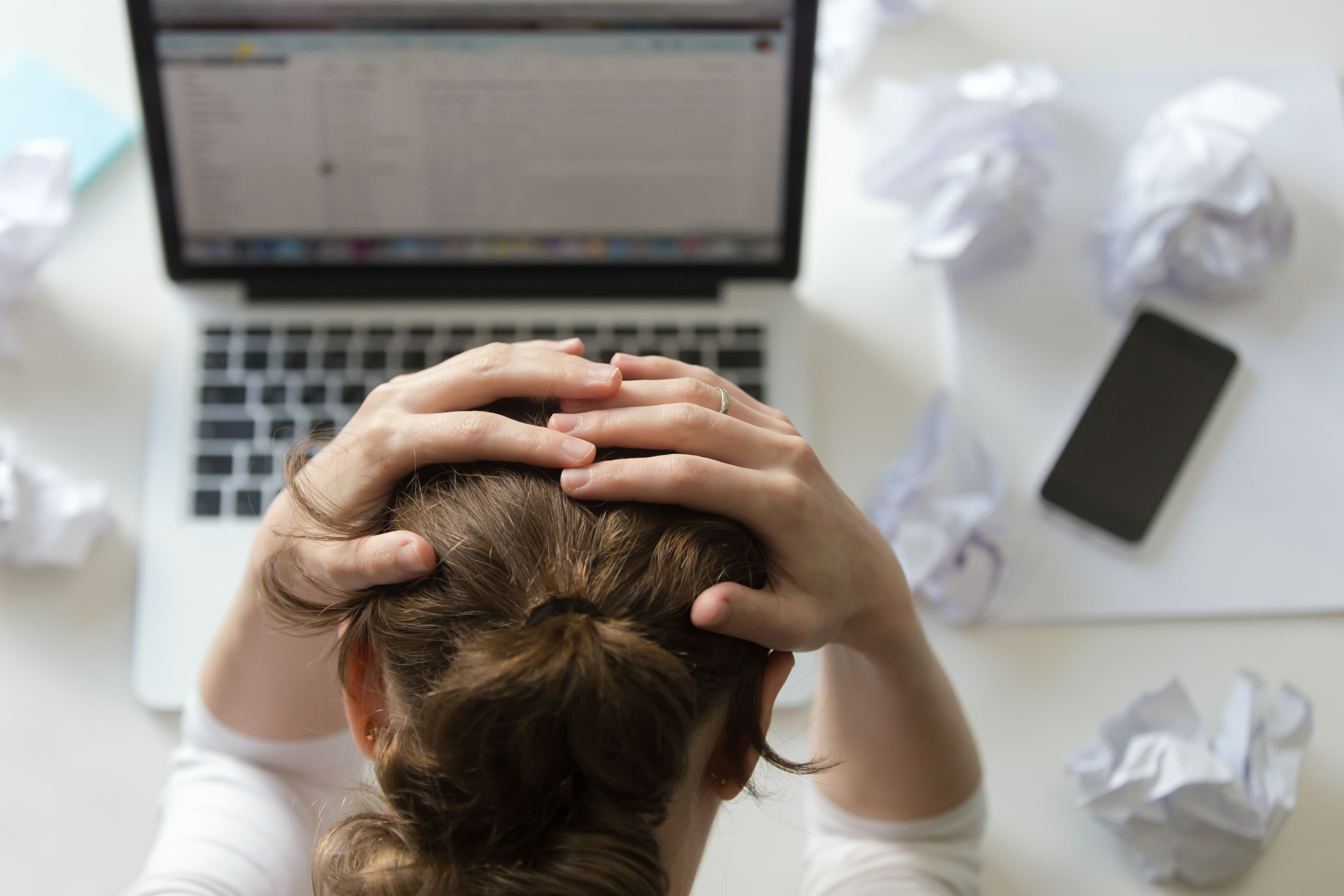 Saúde Mental Corporativa: Cargas de Trabalho e Inovação nas PMEs